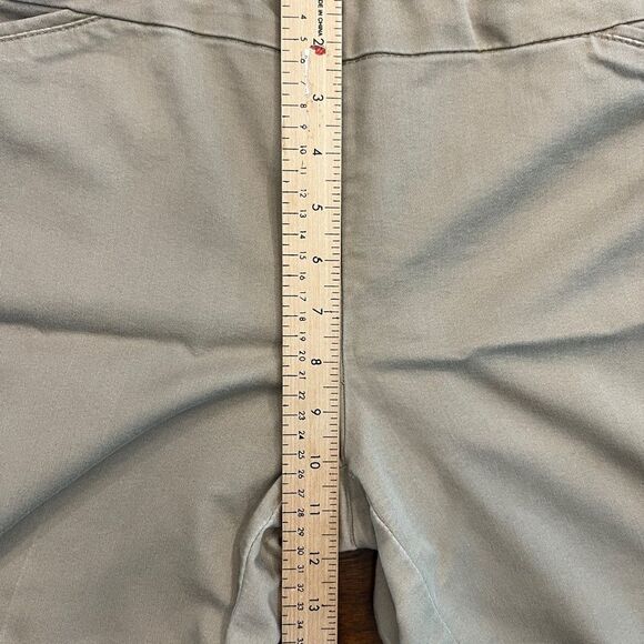 Women’s Size 12 Pull On Tan Khaki Straight Leg Pants - Picture 7 of 7